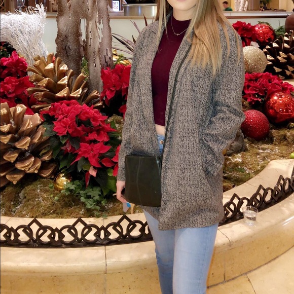 Blazer - Picture 2 of 2